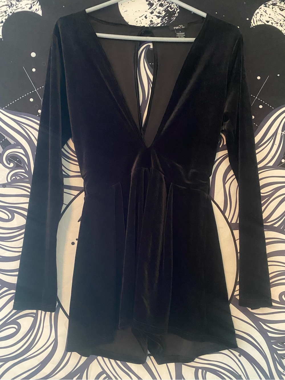 Black Faux Velvet V-Neck Long Sleeve Alt Witchy Gothic Romper